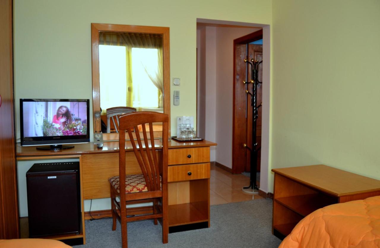 Kruja 3*
